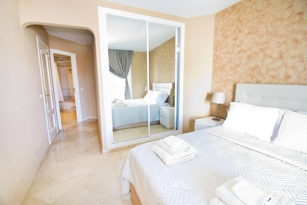 Spectacular Apartment In Matchroom Country Club Fuengirola Ngoại thất bức ảnh